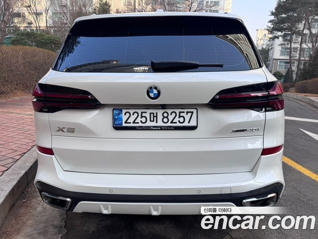 BMW X5 xDrive 40i M Sport — пробег 13 025 км — фото 5 из 5