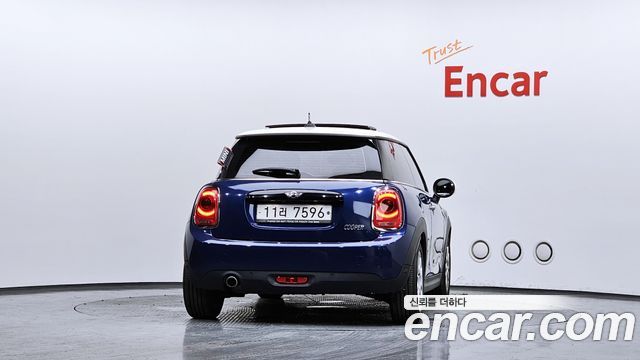 Mini Cooper из Кореи Encar