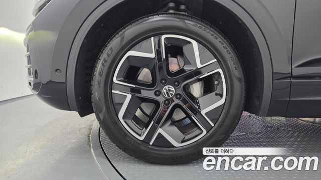 Volkswagen Touareg из Кореи Encar