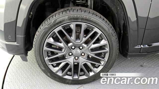 Jeep Compass из Кореи Encar