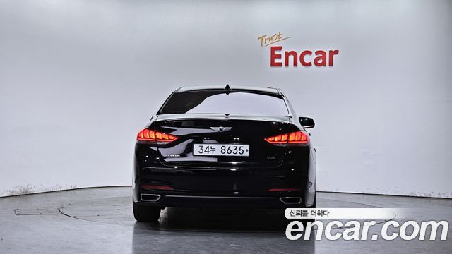 Hyundai Genesis из Кореи Encar
