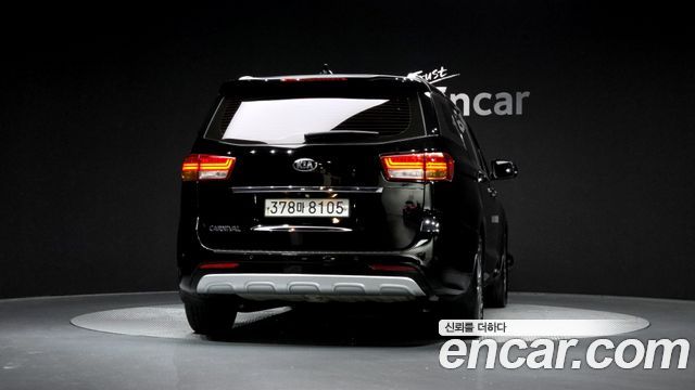 Kia Carnival из Кореи Encar