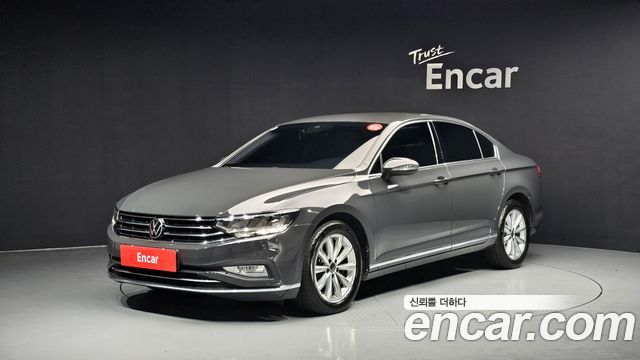 Volkswagen Passat 2.0 TDI Premium — пробег 87 093 км — фото 1 из 5