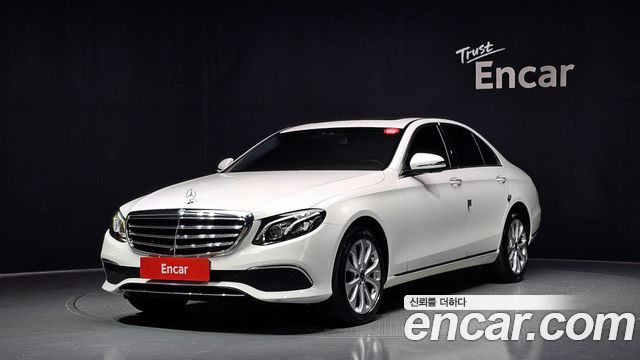 Mercedes-Benz E-Class из Кореи Encar