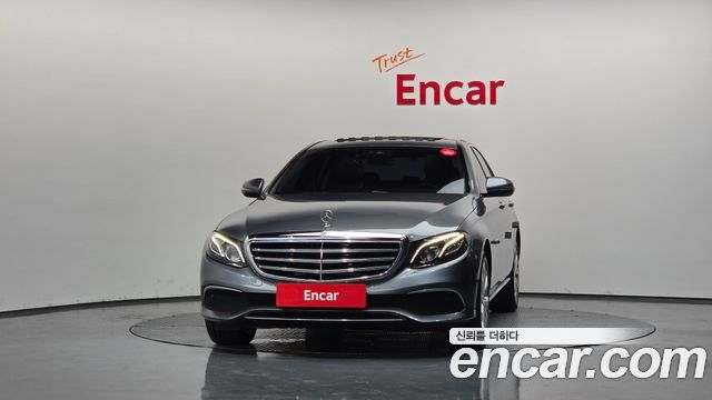 Mercedes-Benz E-Class из Кореи Encar