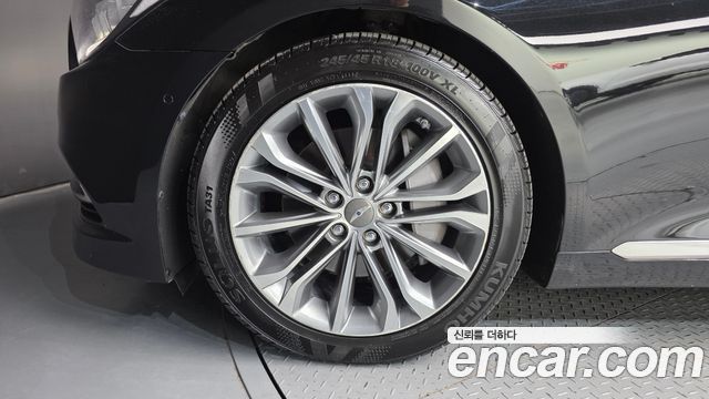 Hyundai Genesis из Кореи Encar