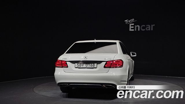 Mercedes-Benz E-Class из Кореи Encar
