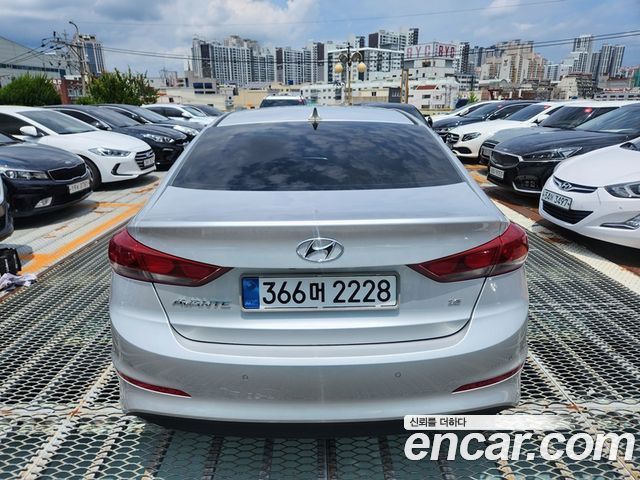 Hyundai AVANTE из Кореи Encar