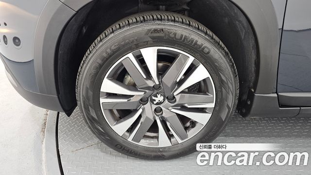 Peugeot 2008 из Кореи Encar