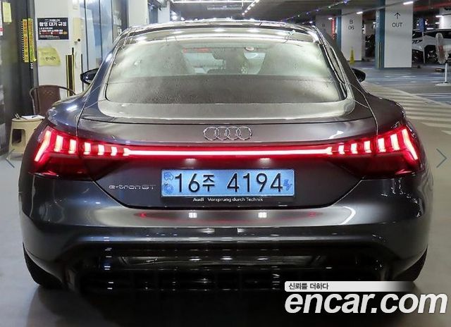 Audi e-tron GT из Кореи Encar