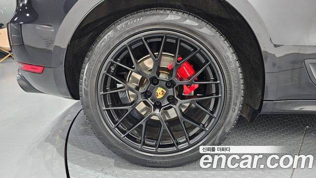 Porsche Macan из Кореи Encar