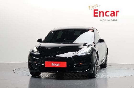 Tesla Model 3 Standard Range Plue RWD — пробег 64 236 км — фото 3 из 5