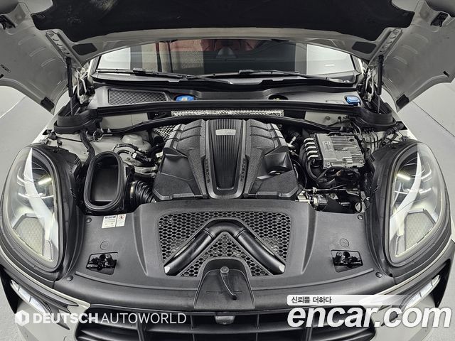 Porsche Macan из Кореи Encar