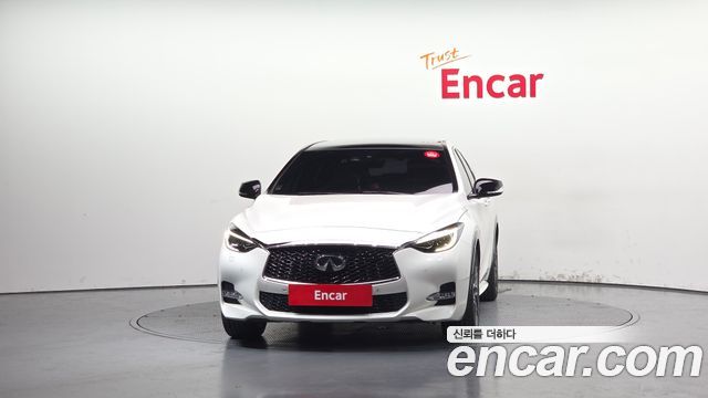 Infiniti Q30 из Кореи Encar