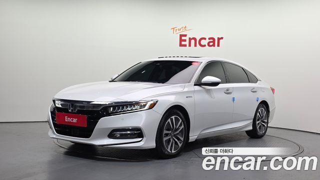 Honda Accord 2.0 Hybrid Touring — пробег 108 278 км — фото 1 из 5
