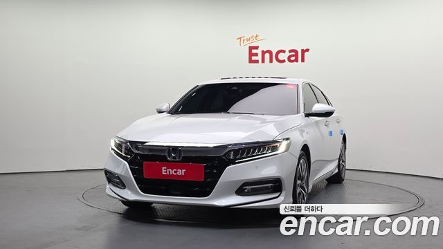 Honda Accord 2.0 Hybrid Touring — пробег 108 278 км — фото 3 из 5