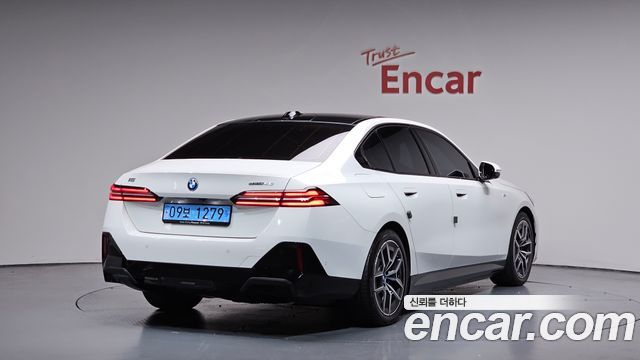 BMW i5 из Кореи Encar
