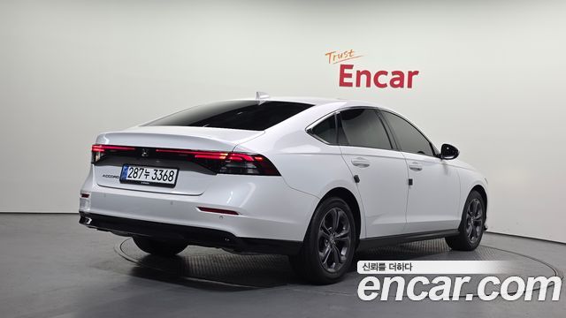 Honda Accord 1.5 Turbo — пробег 6 702 км — фото 2 из 5