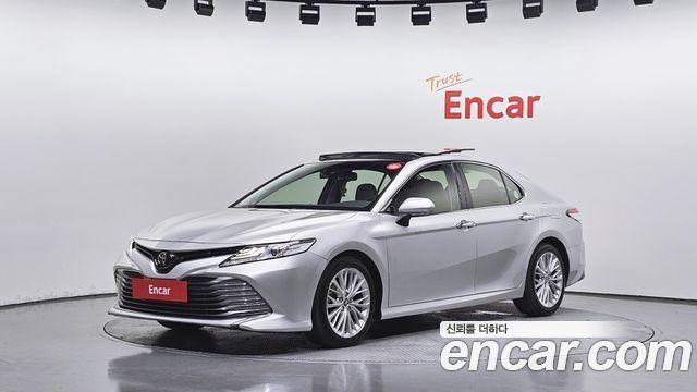 Toyota Camry 2.5 — пробег 81 299 км — фото 1 из 5