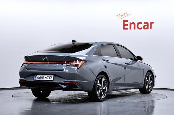 Hyundai AVANTE 1.6 Inspiration — пробег 50 020 км — фото 2 из 5