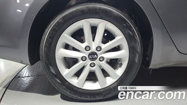 Kia K3 из Кореи Encar