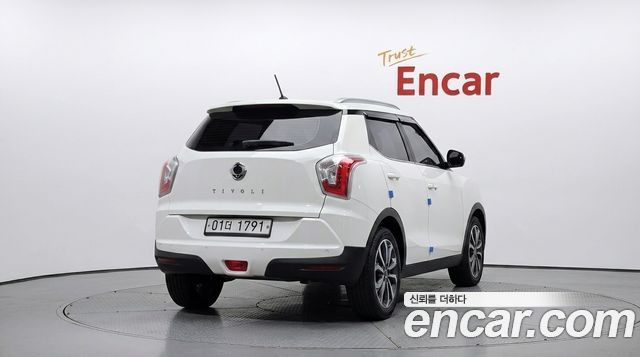 Ssangyong TIBOLI из Кореи Encar