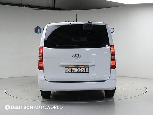 Hyundai Starex Van 5-Seater Smart — пробег 171 281 км — фото 4 из 5