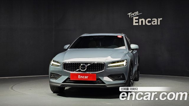 Volvo V60 из Кореи Encar