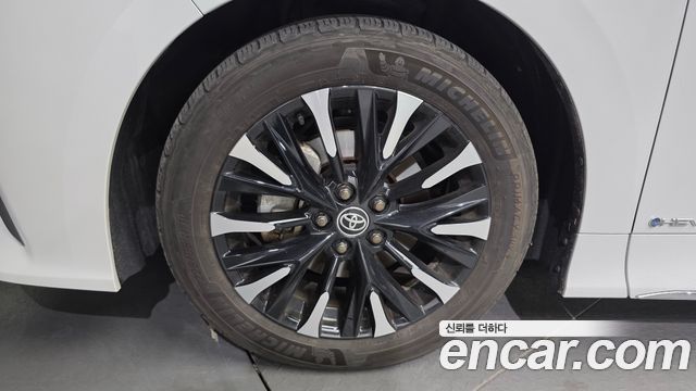 Toyota Alphard из Кореи Encar