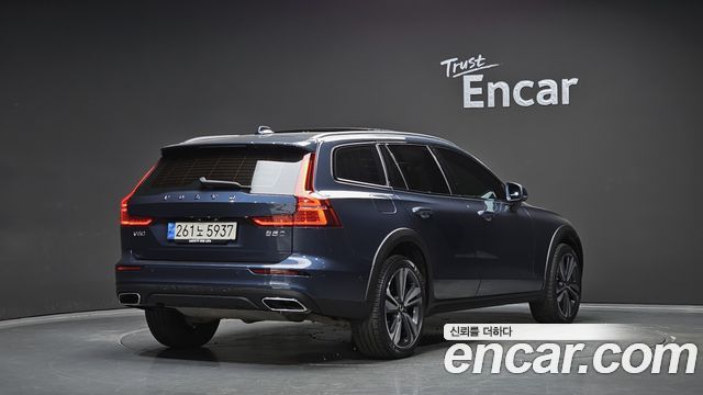 Volvo V60 из Кореи Encar