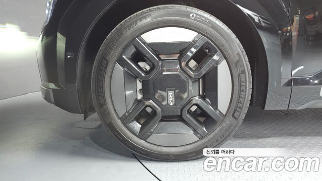 Kia EV9 из Кореи Encar