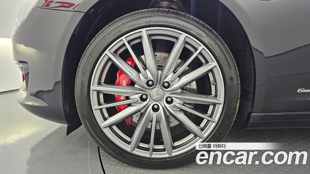 Maserati Quattroporte из Кореи Encar