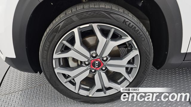 Kia Seltos из Кореи Encar