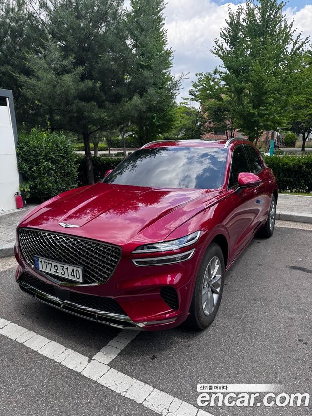 Genesis GV70 2.5T Gasoline AWD — пробег 30 500 км — фото 2 из 5