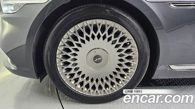Genesis G90 из Кореи Encar