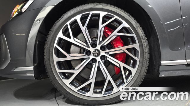 Audi S8 из Кореи Encar