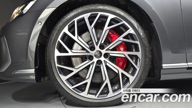 Audi S8 из Кореи Encar
