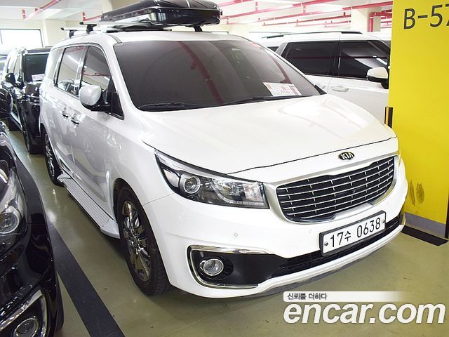 Kia Carnival Gasoline 7-seater Limousine President — пробег 85 539 км — фото 1 из 5