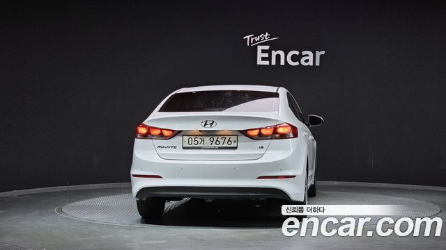 Hyundai AVANTE из Кореи Encar