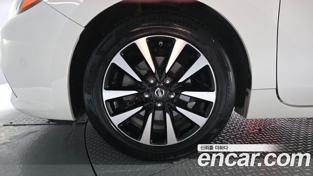 Nissan Altima из Кореи Encar