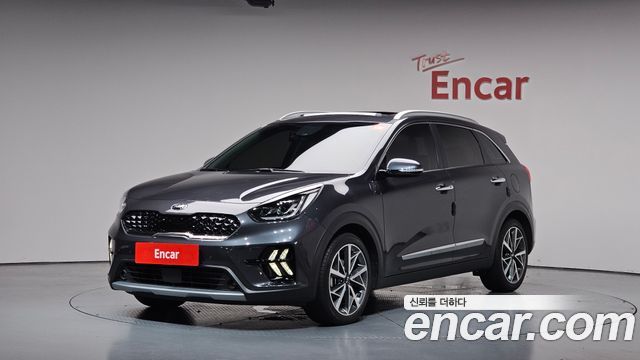 Kia Niro 1.6 HEV Noblesse Special — пробег 32 896 км — фото 1 из 5