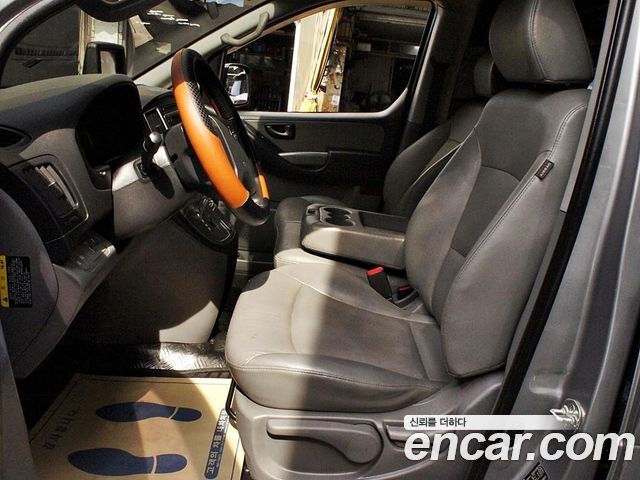 Hyundai Starex Van 3-Seater Smart — пробег 301 550 км — фото 5 из 5