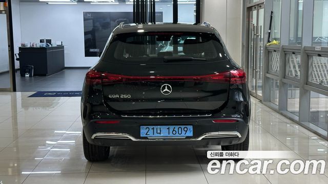 Mercedes-Benz EQA из Кореи Encar