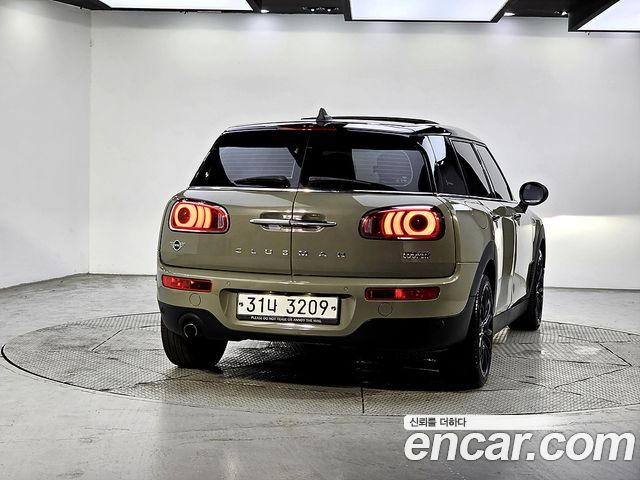 Mini Clubman Untied suit Edition 2nd — пробег 147 617 км — фото 3 из 5