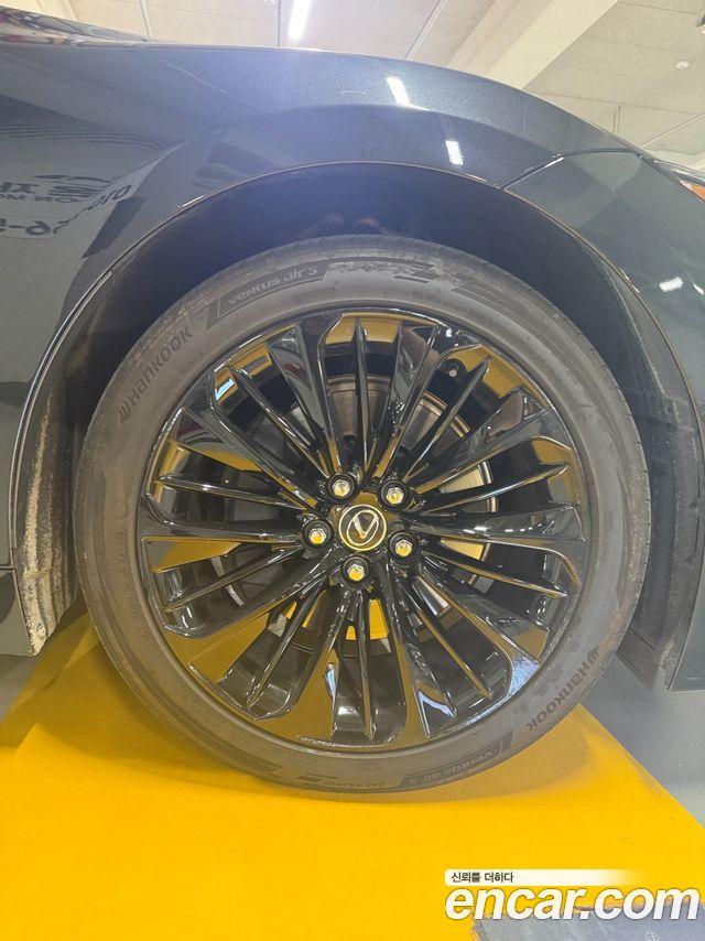 Lexus LS из Кореи Encar