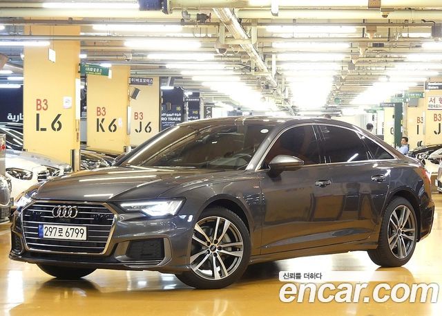Audi A6 45 TFSI Premium — пробег 31 000 км — фото 1 из 5