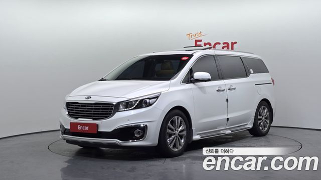 Kia Carnival Gasoline 7-seater Limousine President — пробег 105 535 км — фото 1 из 5