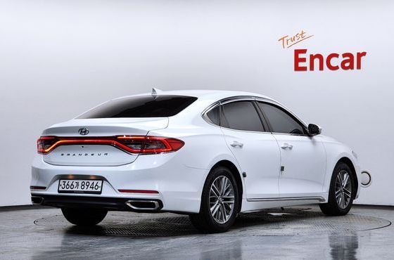 Hyundai Grandeur 3.0 LPI Taxi VIP PAG — пробег 210 852 км — фото 2 из 5