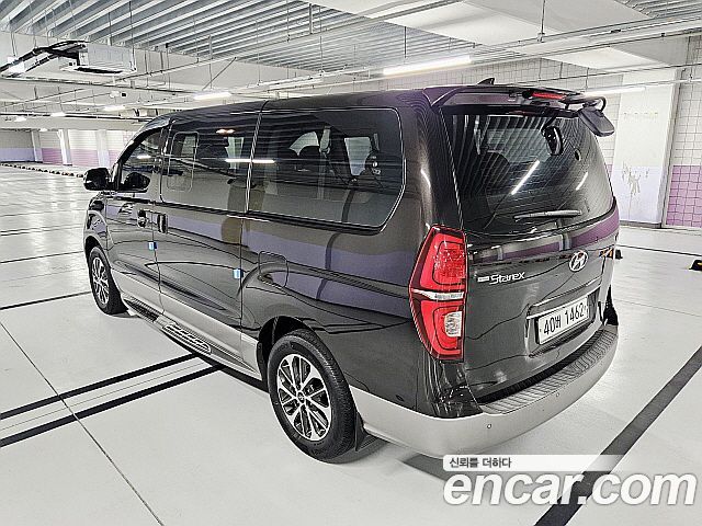 Hyundai Starex 4WD Urban 9-Seater Exclusive — пробег 167 740 км — фото 5 из 5