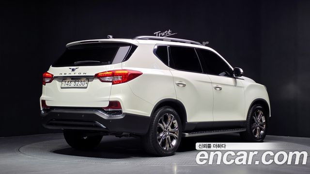 Ssangyong Rexton из Кореи Encar